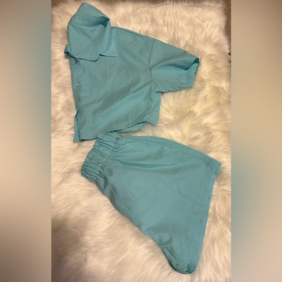 2 Piece Short Set - Picture 4 of 10